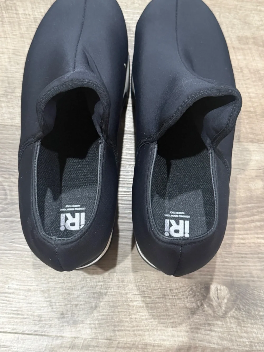 IRI NYC Women's Black Outline Neoprene Vegan Sneakers Size 39 US 8.5 EUC! $198